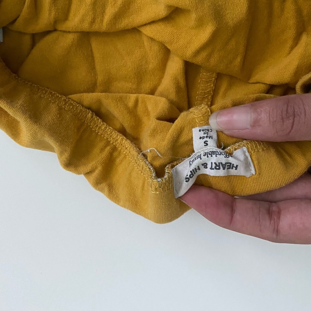 Yellow romper - Picture 2 of 3